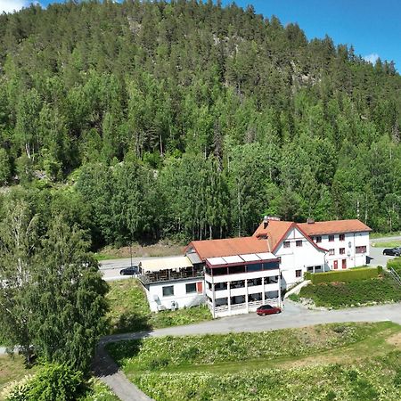 Kroderen Kro & Motel As Hamremoen Exterior foto